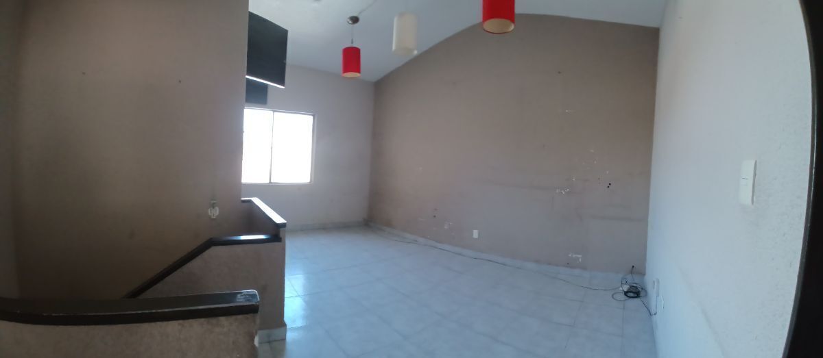 Casa En Venta  Lomas De Chamizal, Descubre Tu Próximo Hogar En Fte. Pegasso 