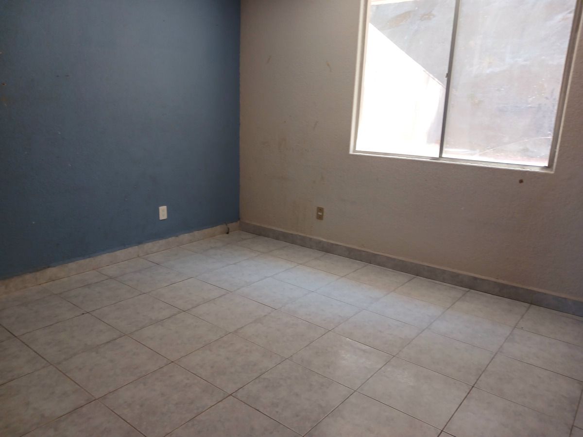 Casa En Venta  Lomas De Chamizal, Descubre Tu Próximo Hogar En Fte. Pegasso 