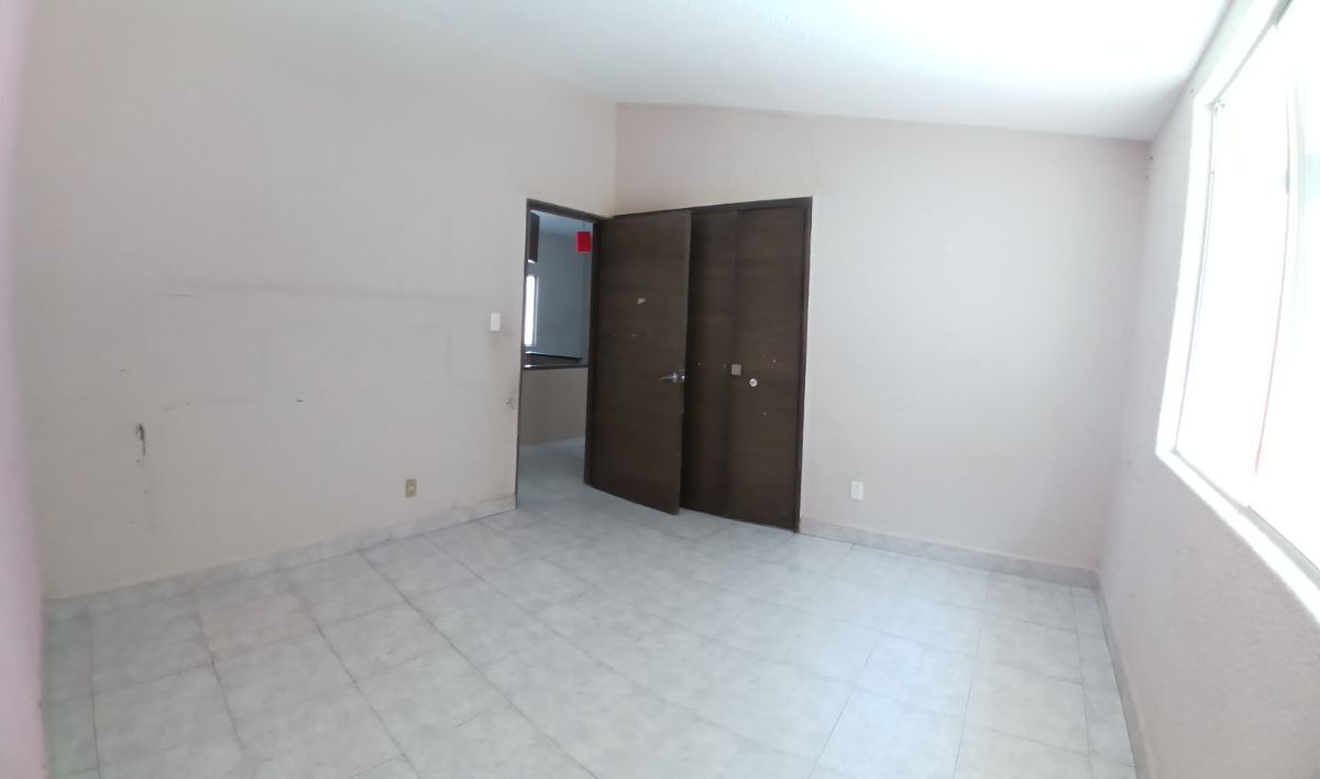 Casa En Venta  Lomas De Chamizal, Descubre Tu Próximo Hogar En Fte. Pegasso 