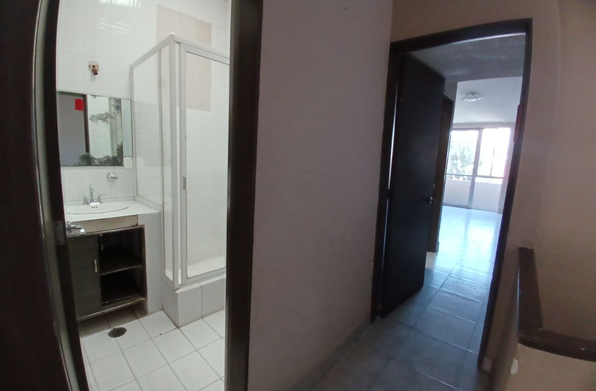 Casa En Venta  Lomas De Chamizal, Descubre Tu Próximo Hogar En Fte. Pegasso 