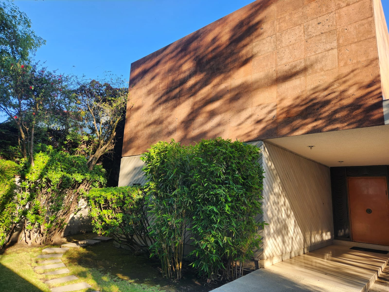 Casa en Venta en Bosques de las Lomas