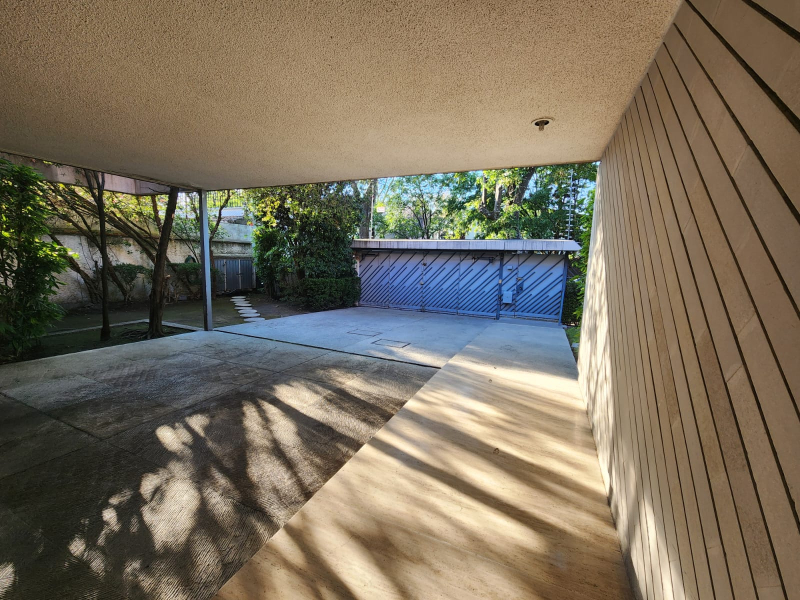 Casa En Venta En Bosques De Las Lomas