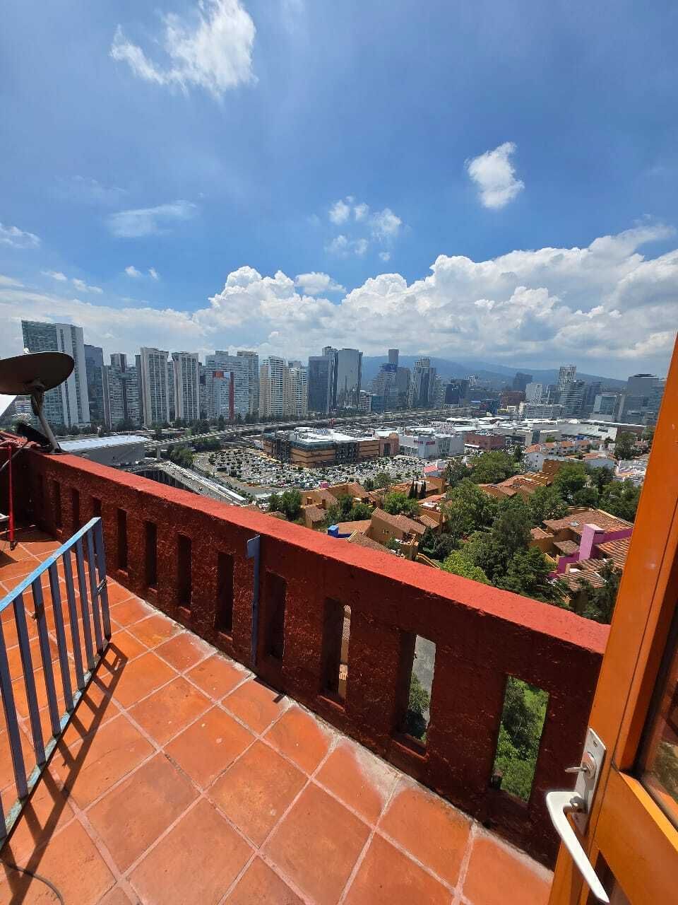 Santa Fe, Antigua, Penthouse con terracita. 3 recs. Venta $15,000,000MN