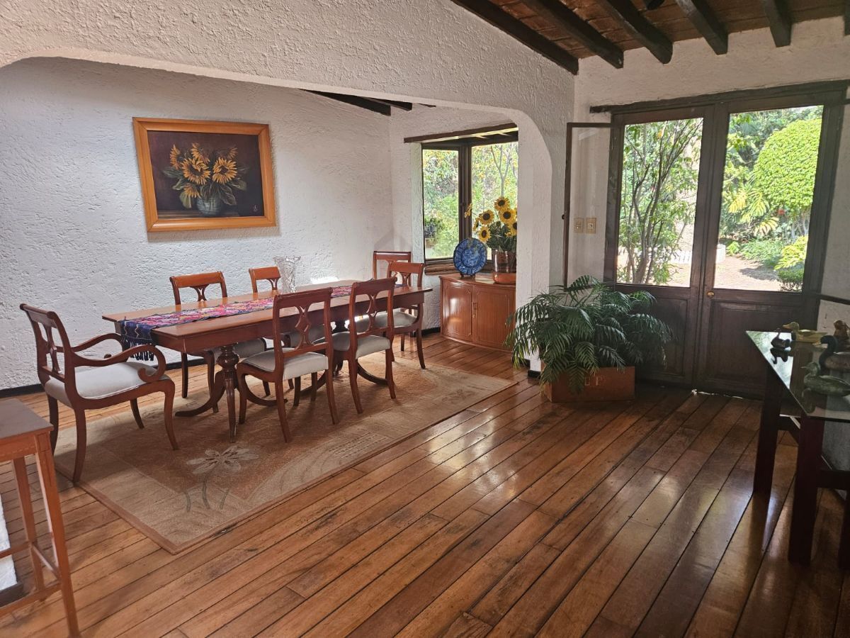 Tecamachalco, Fuente De Emperatriz. Casa En Calle Cerrada. Venta $10,800,000MN.