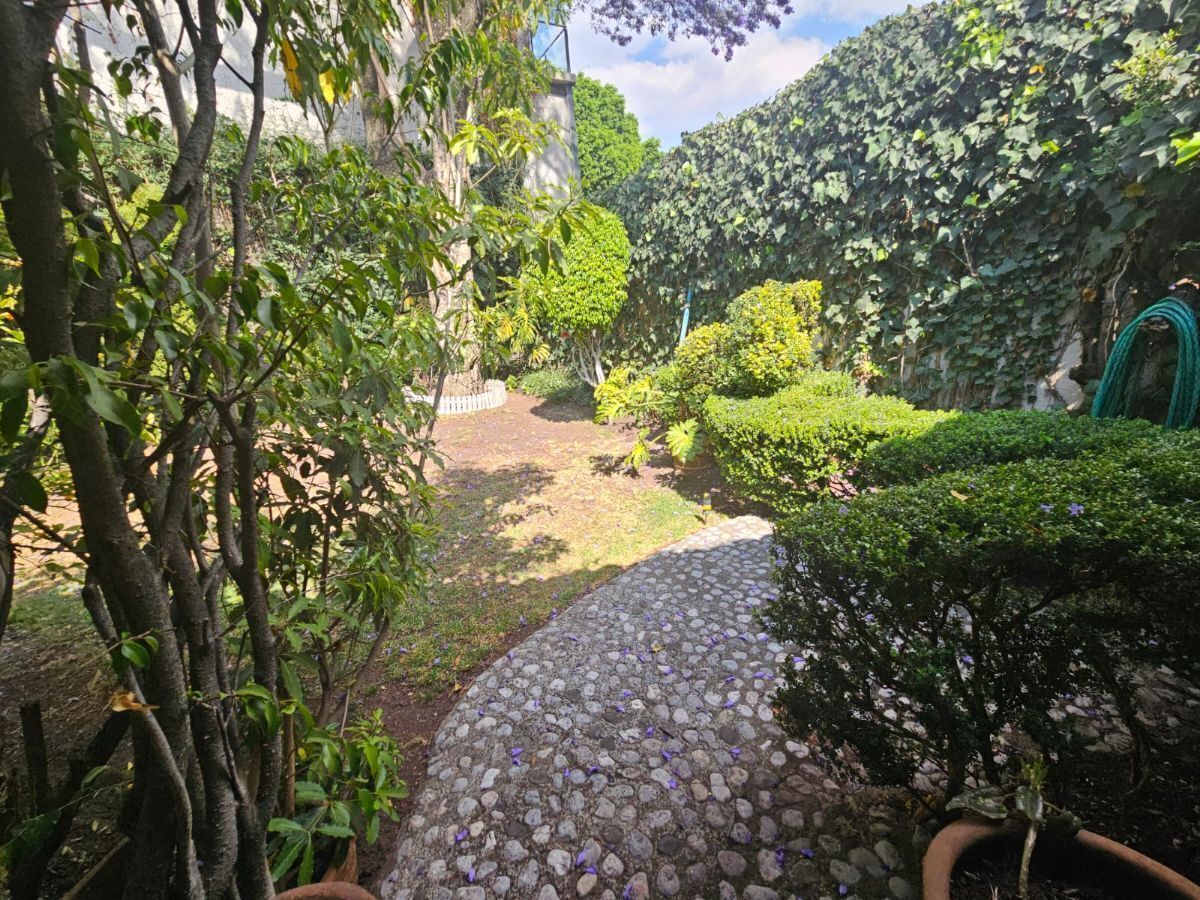 Tecamachalco, Fuente De Emperatriz. Casa En Calle Cerrada. Venta $10,800,000MN.