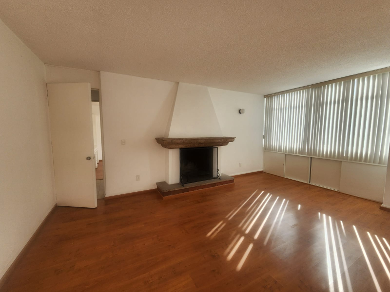 Casa En Venta En Lomas De Tecamachalco
