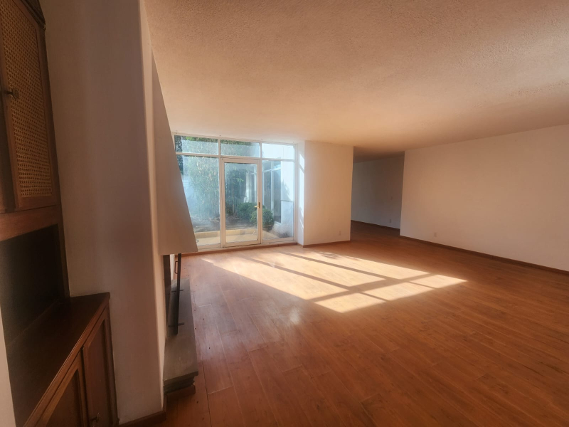 Casa En Venta En Lomas De Tecamachalco