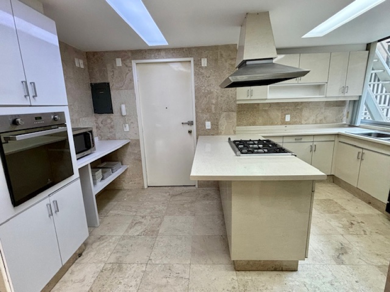 Departamento En RENTA AMUEBLADO, En Lomas Anahuac 