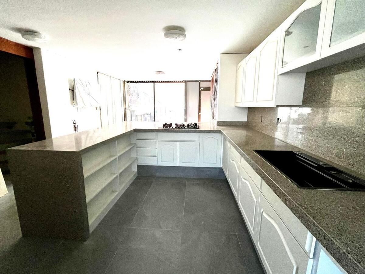 VENTA CASA EN BOSQUES DE LA HERRADURA