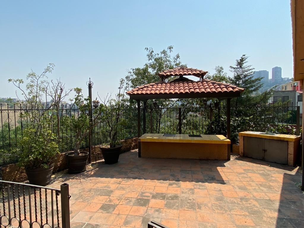 VENTA CASA EN BOSQUES DE LA HERRADURA