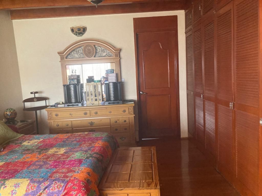VENTA CASA EN BOSQUES DE LA HERRADURA