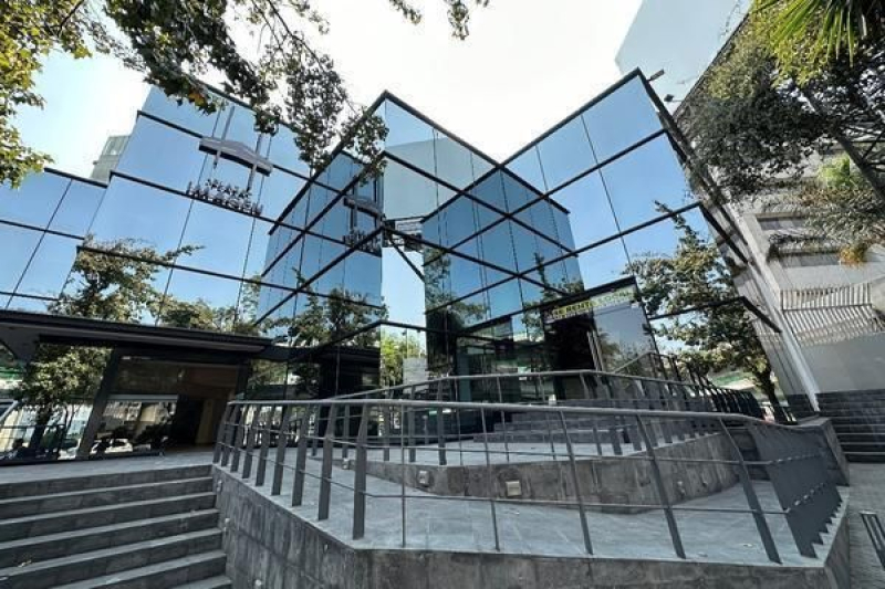 Edificio en Venta en Jardines en la Montaña