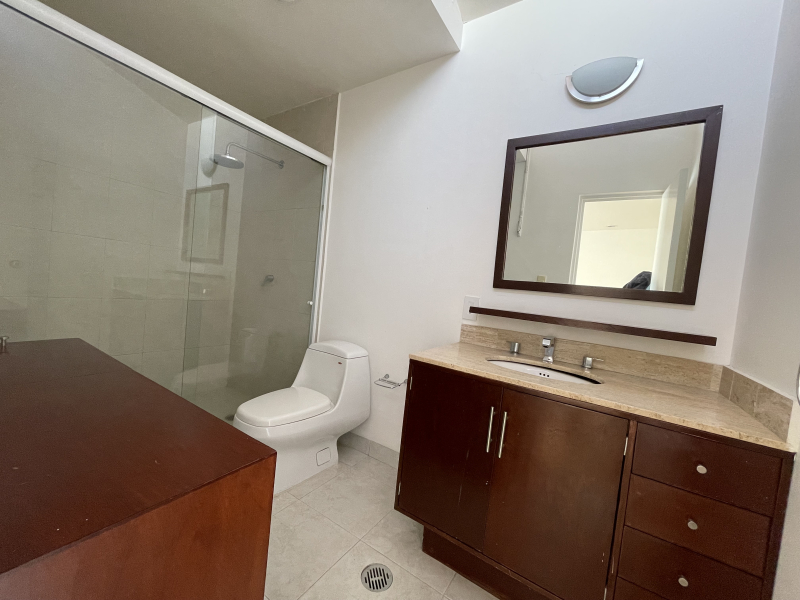 VENTA 2 CASAS EN UN TERRENO EN PRIVADA - LOMA LARGA - VISTAHERMOSA