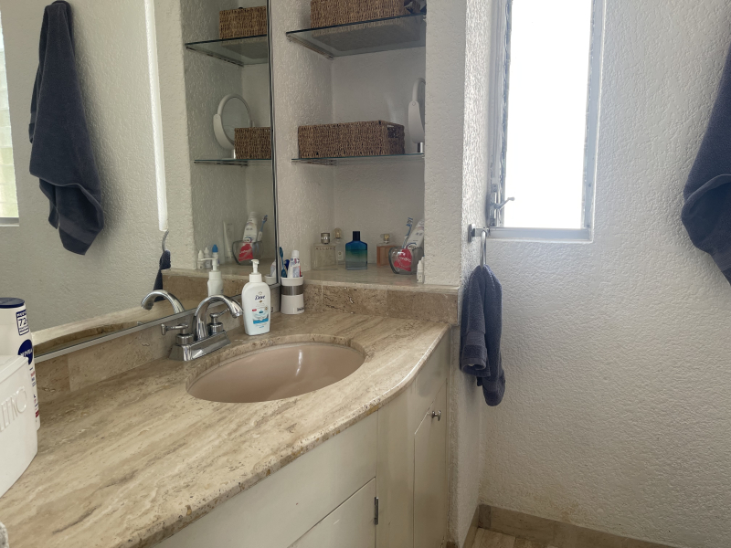 VENTA 2 CASAS EN UN TERRENO EN PRIVADA - LOMA LARGA - VISTAHERMOSA