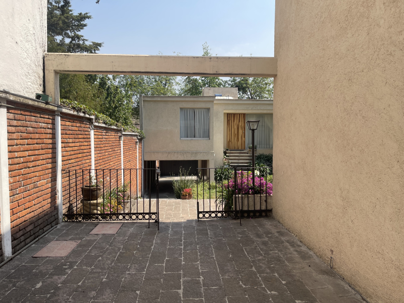 VENTA 2 CASAS EN UN TERRENO EN PRIVADA - LOMA LARGA - VISTAHERMOSA