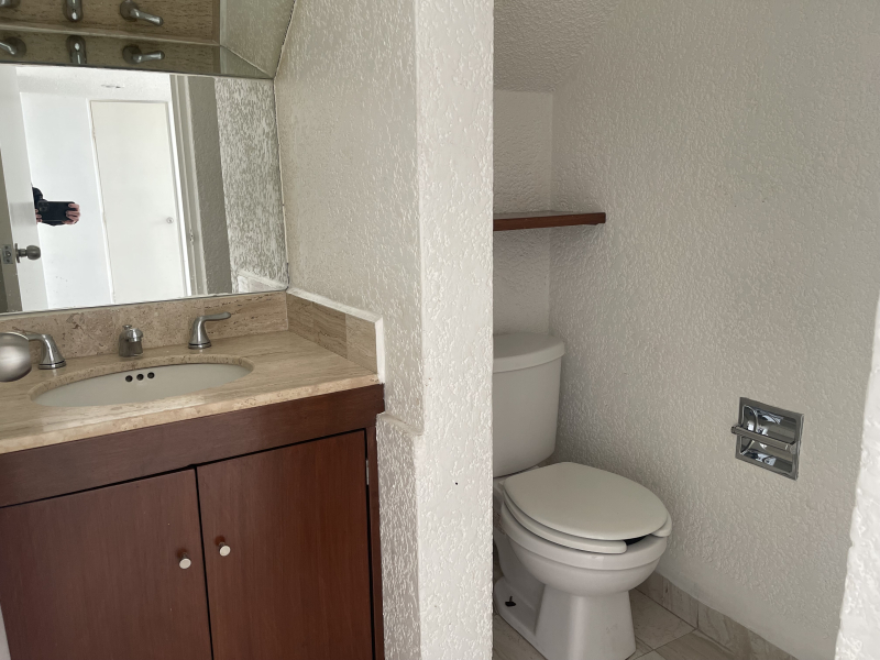 VENTA 2 CASAS EN UN TERRENO EN PRIVADA - LOMA LARGA - VISTAHERMOSA