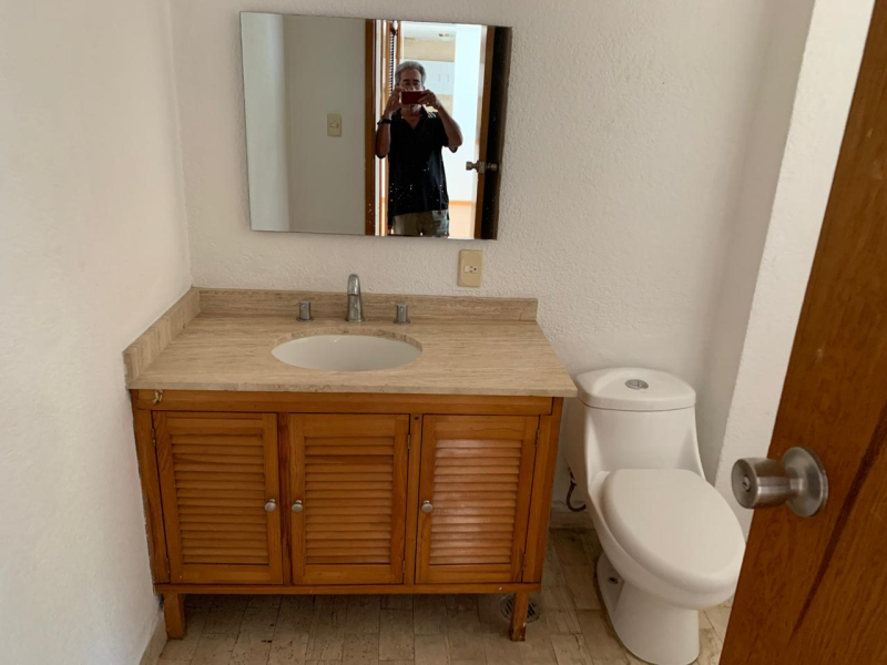 VENTA 2 CASAS EN UN TERRENO EN PRIVADA - LOMA LARGA - VISTAHERMOSA