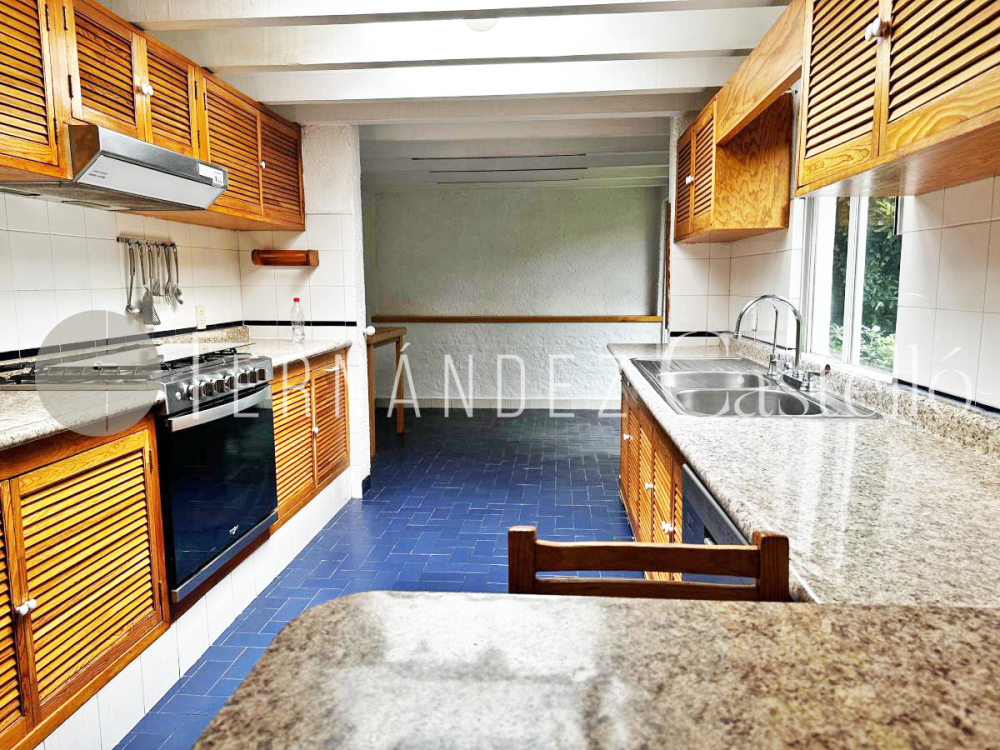VENTA CASA EN CONDOMINIO ANTIGUO CAMINO A SAN MATEO, CONTADERO.