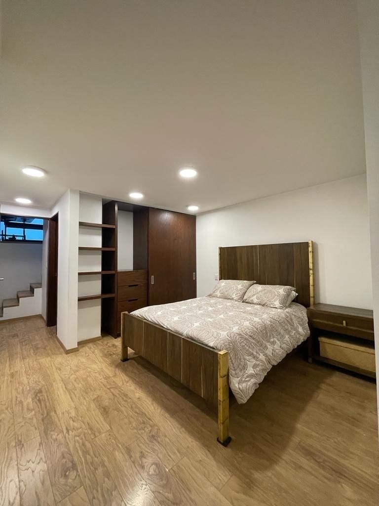 departamento en venta  con balcón en lomas de chapultepec