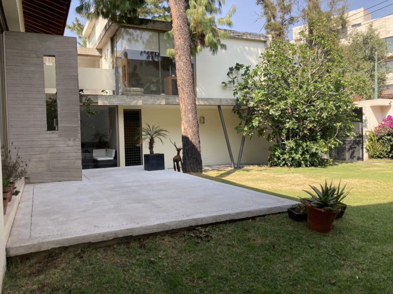 Casa En Venta En Lomas De Vista Hermosa