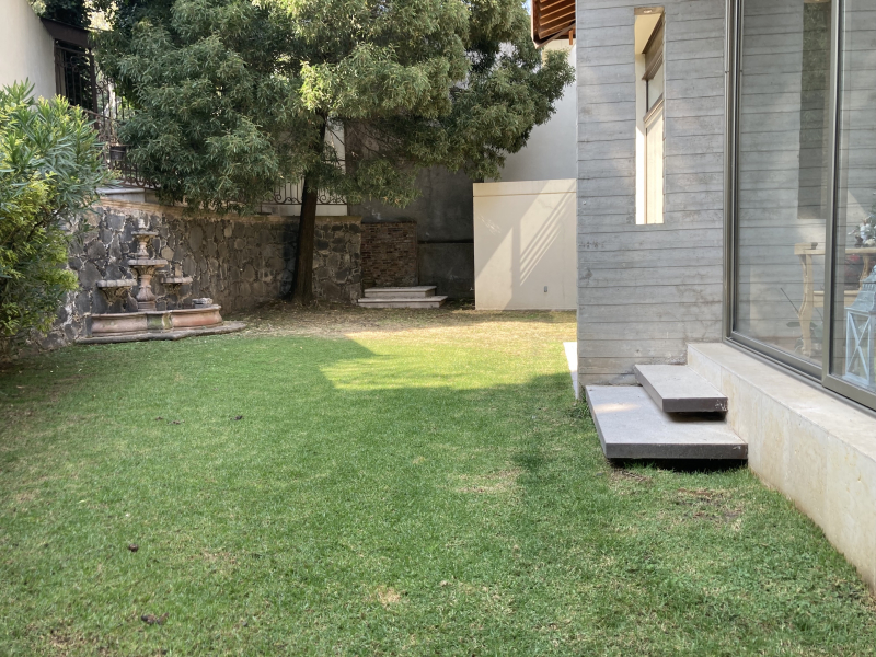 Casa En Venta En Lomas De Vista Hermosa