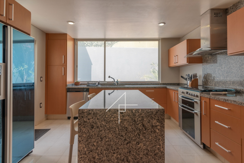 Casa En Venta En Lomas De Chapultepec