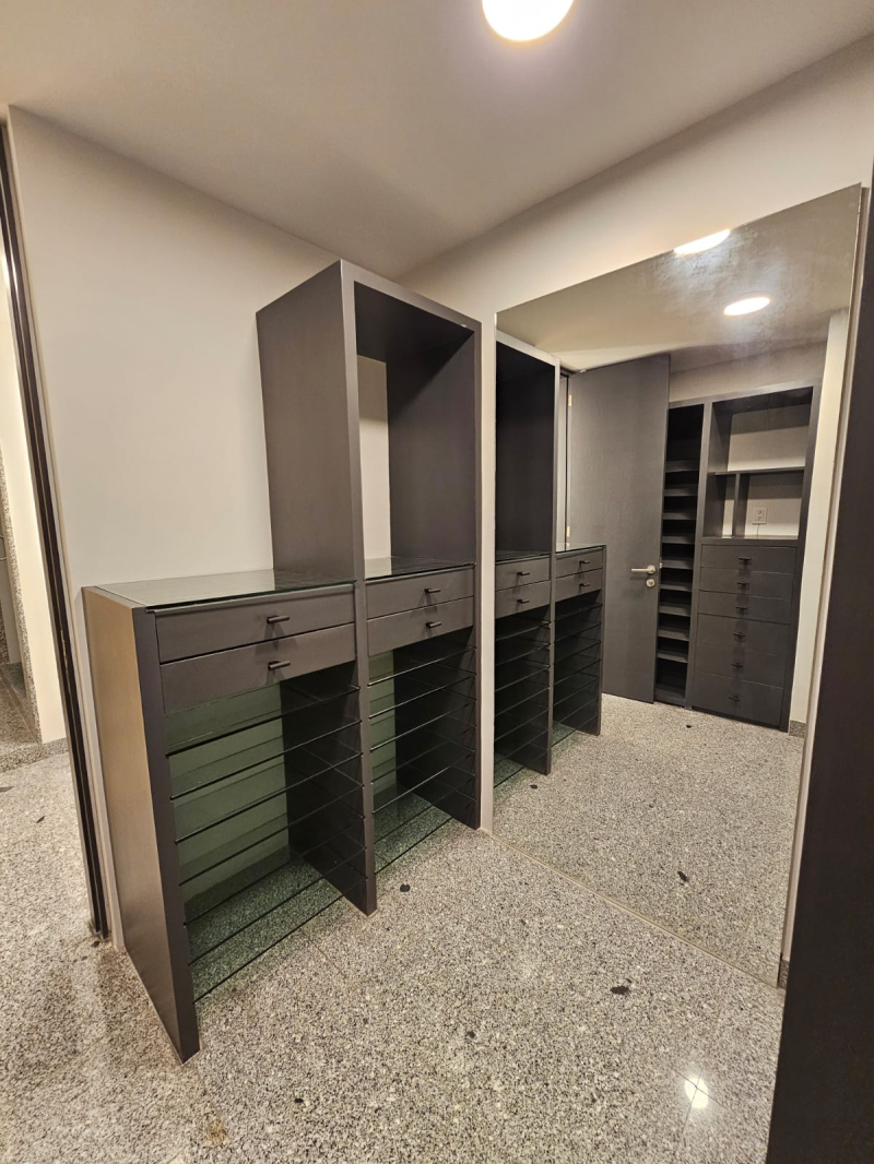 Departamento En Venta En  Lomas Alta