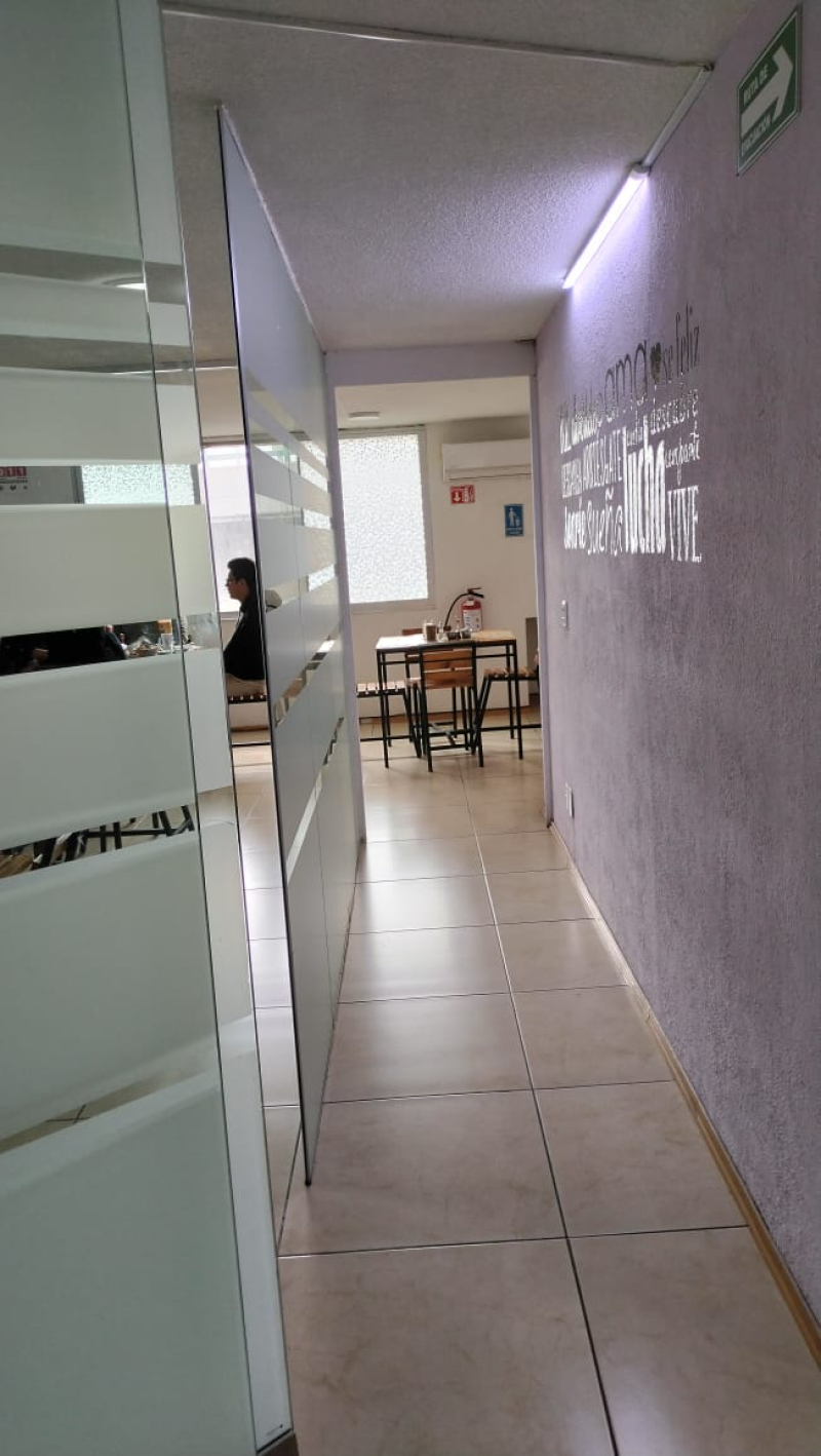 se vende departamento habitacional con uso de suelo de oficina en bosque de echegaray