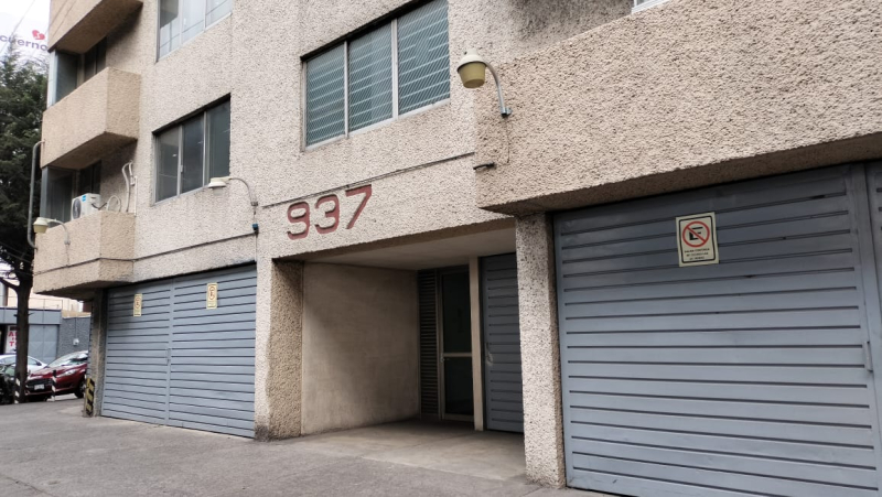 se vende departamento habitacional con uso de suelo de oficina en bosque de echegaray