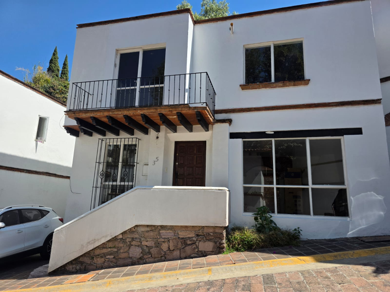 Casa en Renta en Lomas de Tecamachalco Bosques I y II