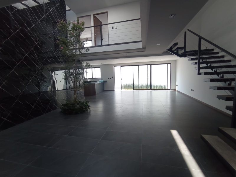 Casa En Venta En Lomas De Angelopolis 1