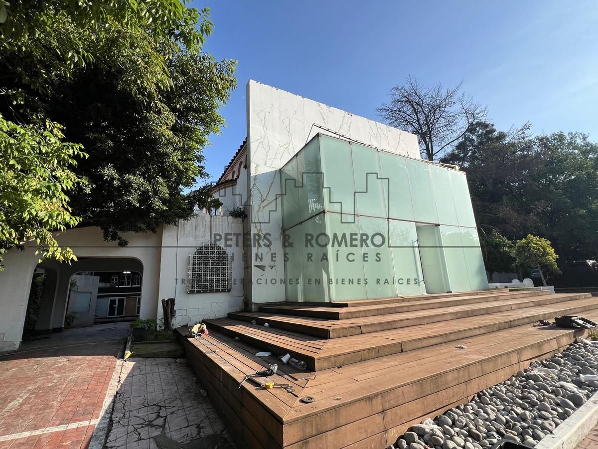 Casa con Uso de Suelo en Renta Paseo de la Reforma