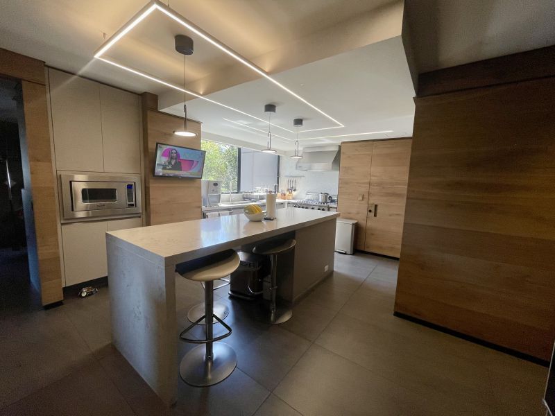 DEPARTAMENTO EN VENTA TOTALMENTE REMODELADO AAA,  TRIANON - AHUEHUETES NORTE- BOSQUES DE LAS LOMAS 