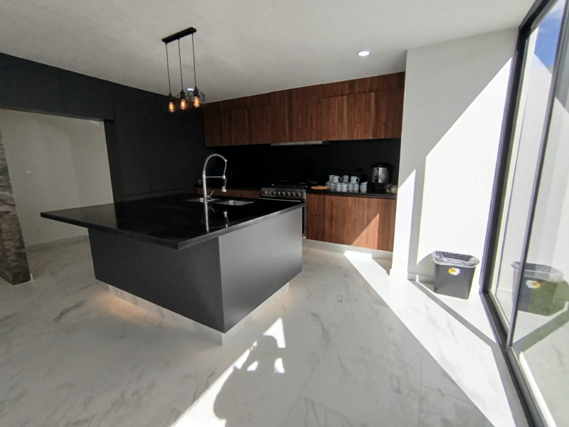 Casa En Venta En Lomas De Angelopolis