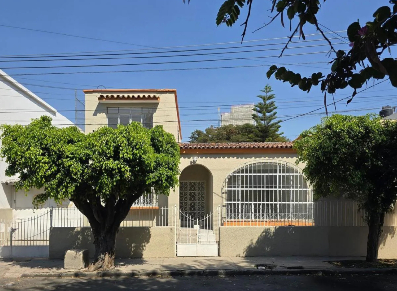 Casa En Venta En Arcos Vallarta