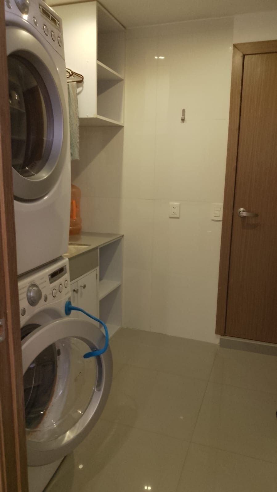 excelente departamento en renta a media cuadra de masaryk