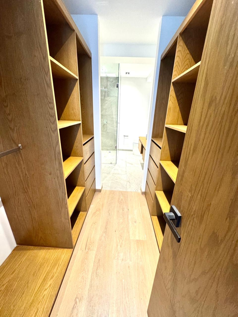 Departamento En Venta En Lomas De Bezares