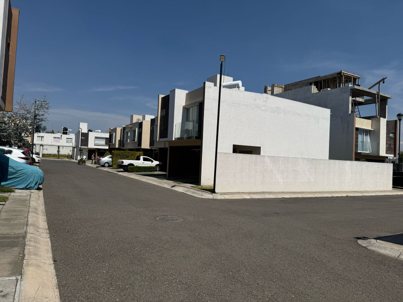 Casa En Condominio En Venta En San Mateo Otzacatipan 