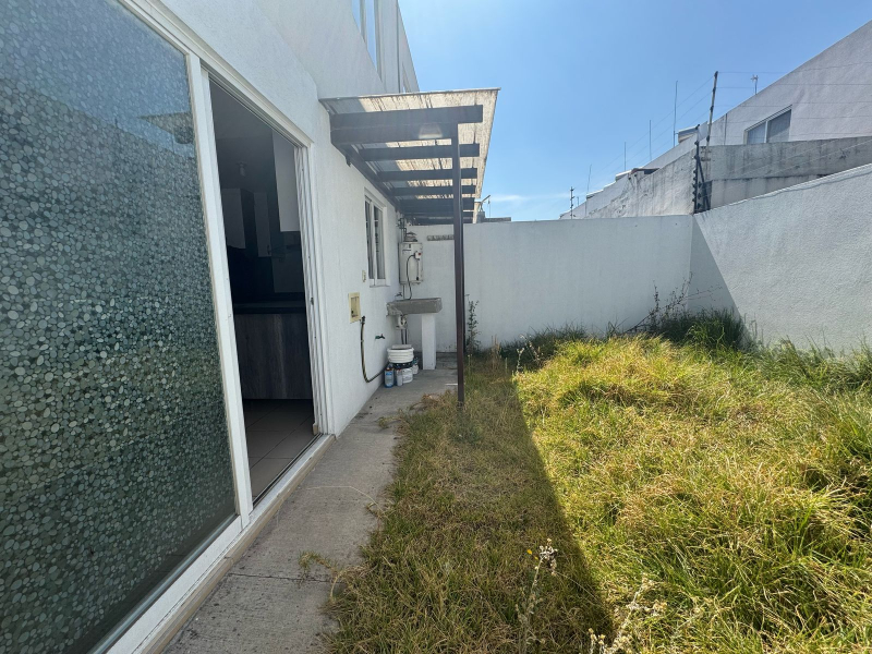 Casa En Condominio En Venta En San Mateo Otzacatipan 