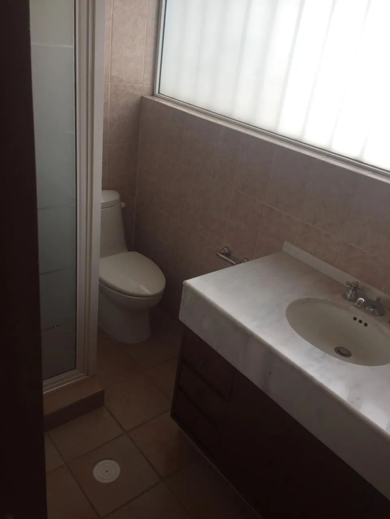 Casa En Venta En Lomas De Tecamachalco CON VIGILANCIA CALLE CERRADA