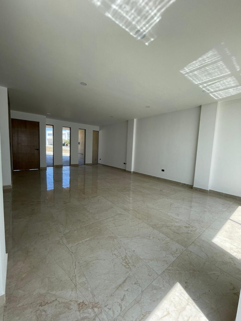 Casa En Venta En Lomas De Angelópolis