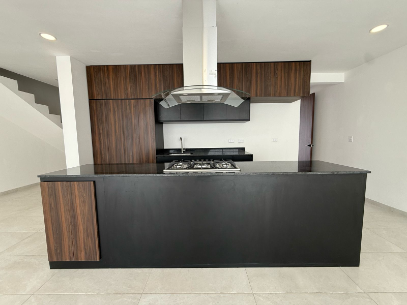 Casa En Venta En Lomas De Angelópolis