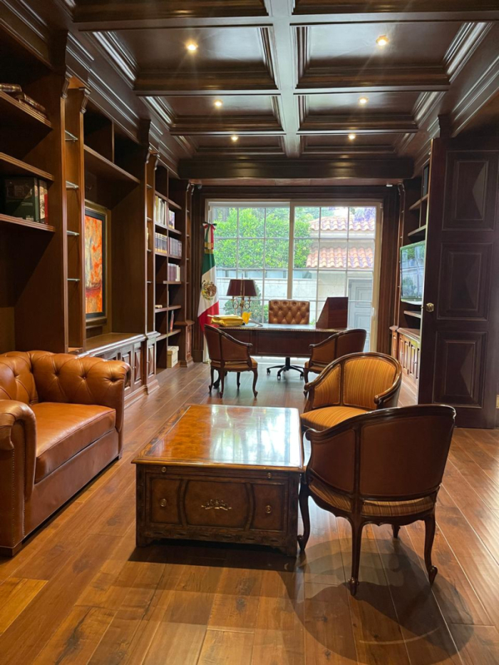 Casa En Venta En Lomas Hipódromo