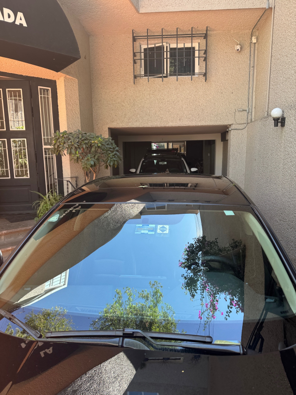 CASA EN VENTA  ANZURES, DIVIDIDA EN 3    DEPARTAMENTOS