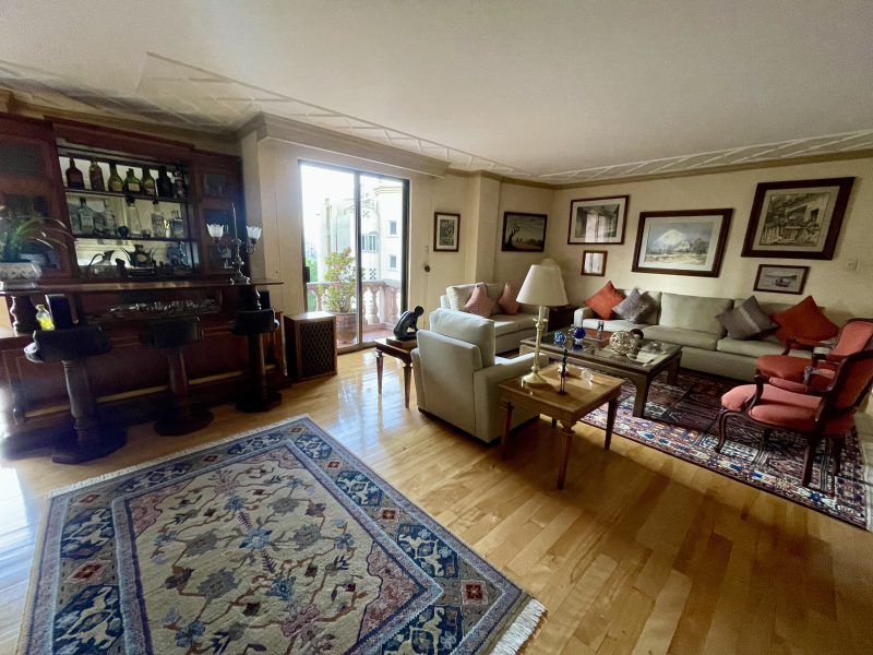 VENTA DEPARTAMENTO PH PARA ACTUALIZAR - FUENTE DE LOS MURMULLOS - LOMAS DEL OLIVO - INTERLOMAS 