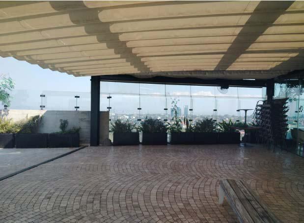 Bosques De Las Lomas, Local Comercial Con Terraza. Renta $400,000MN