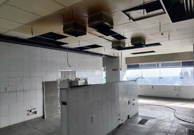 Bosques De Las Lomas, Local Comercial Con Terraza. Renta $400,000MN