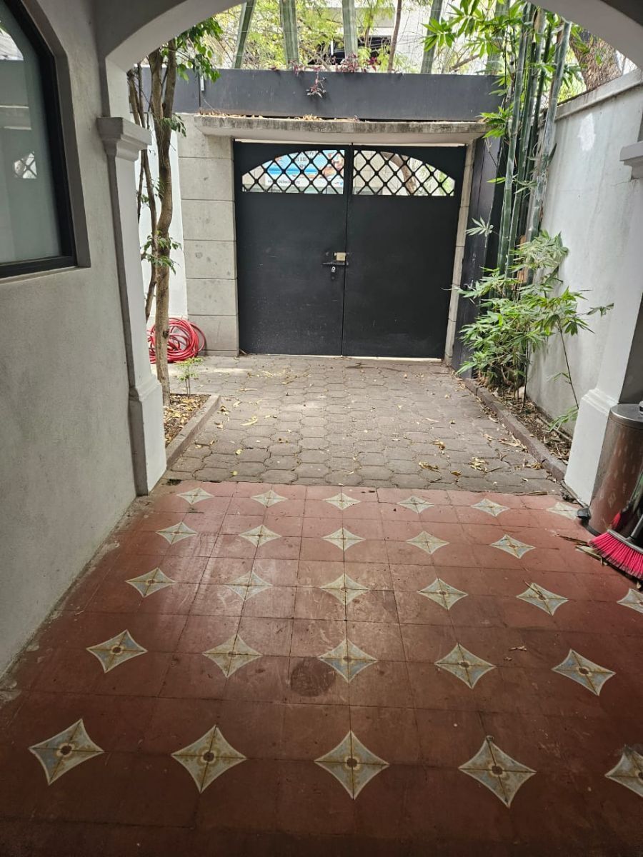 Polanco, Emerson. Casa Con Uso De Suelo Venta U$2,850,000 Y Renta $250,000