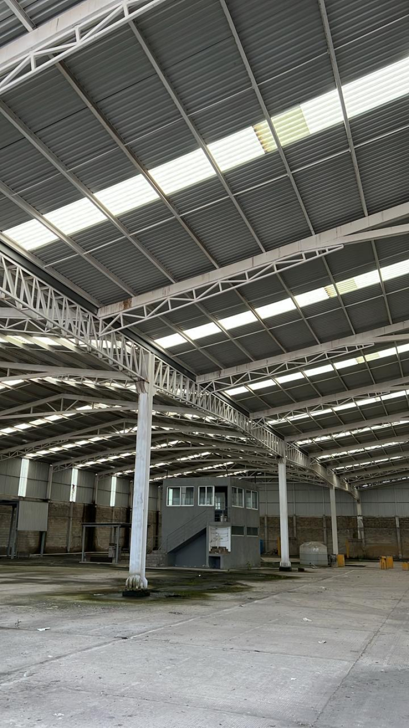 Renta Nave Industrial Lerma. 