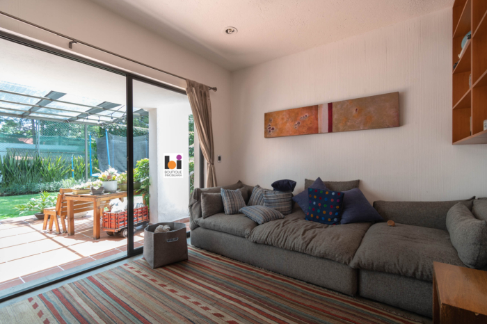 Vendo Casa En Condominio En San Jerónimo Lídice, Con Jardín Y Cancha De Tenis